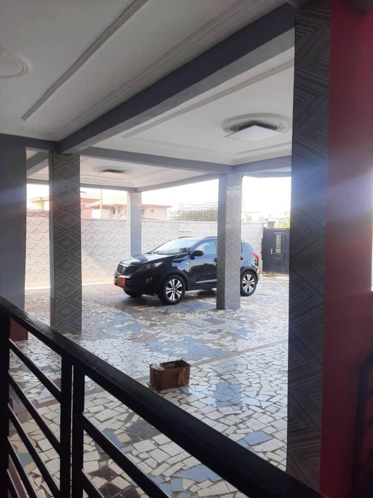 Residence P P M Odza Yaoundé Esterno foto